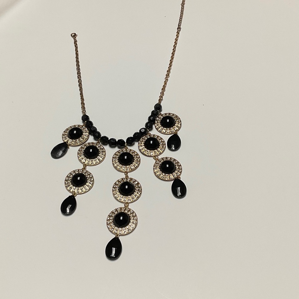 Elegant Black and Gold Statement Necklace